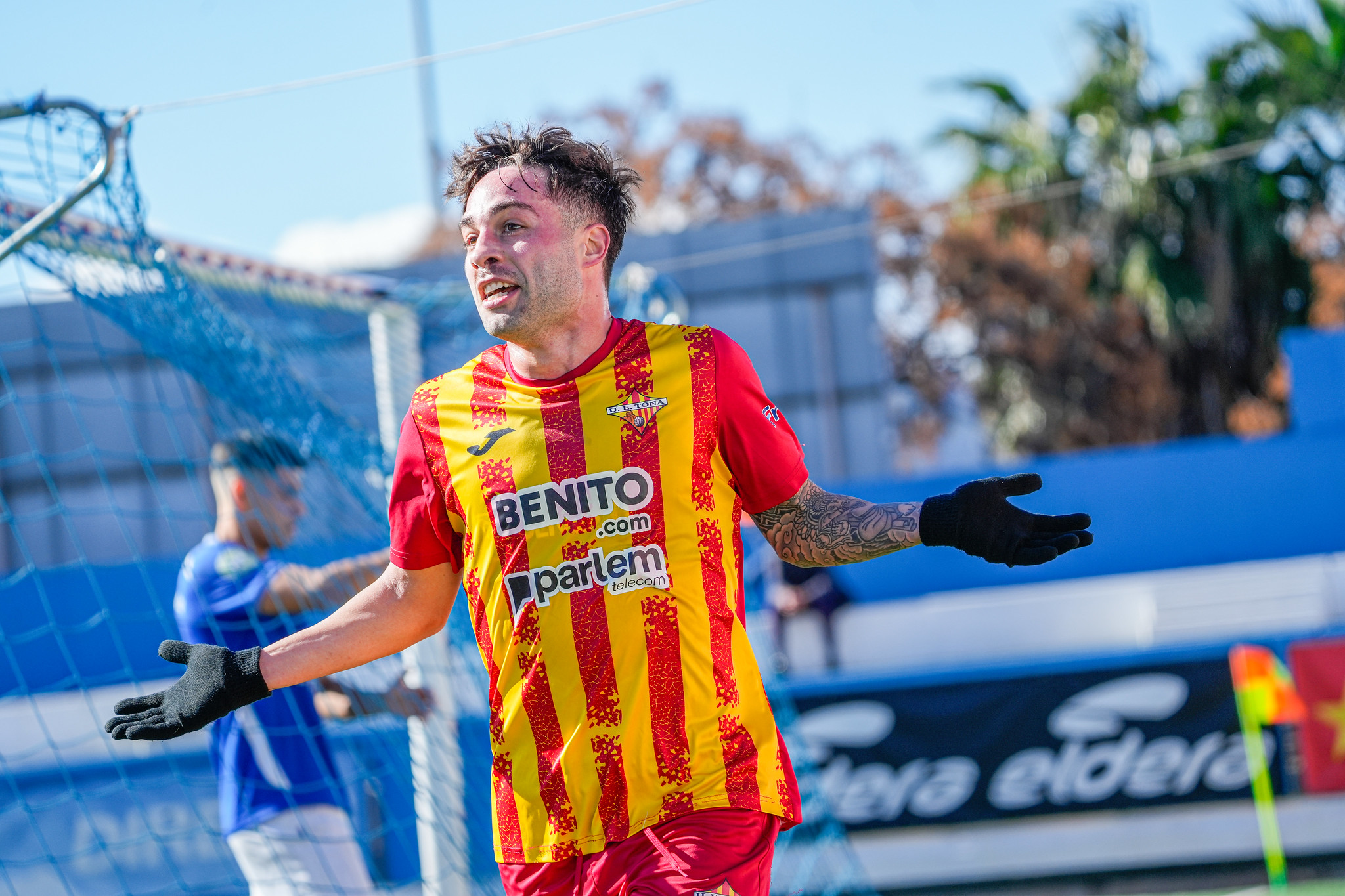 El Tona perd dos punts al temps afegit